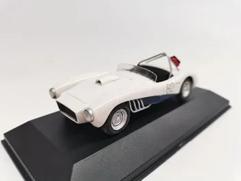 1:43 МОСКВА, 3NH 112C, модель автомобиля из белого сплава, металлические игрушки, отлитые под давлением, для детей, подарок hottoys