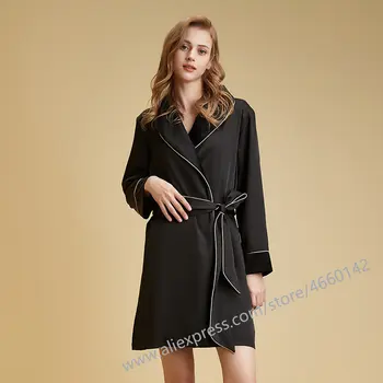 2023 Весенне-осенний халат для женщин с длинными рукавами, атласная поверхность с бархатным халатом, Женский халат французского дизайна.
