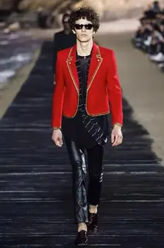 2023 Европейский и американский Новый модный бренд, мужской костюм GD, китайский костюм из красной красной золотой нити, стиль сценического шоу, мужской облегающий костюм