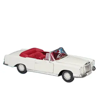 Весы Maisto 1: 18 1967 Mercedes-Benz 280SE с откидным верхом, Имитация белого спортивного автомобиля, коллекция моделей легкосплавных автомобилей, Игрушка в подарок