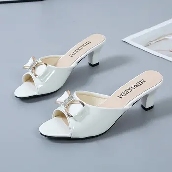 Женские классические бежевые туфли на высоком качественном скользящем каблуке, женские повседневные весенне-летние вещи, соответствующие простым модным стилям 2023 года